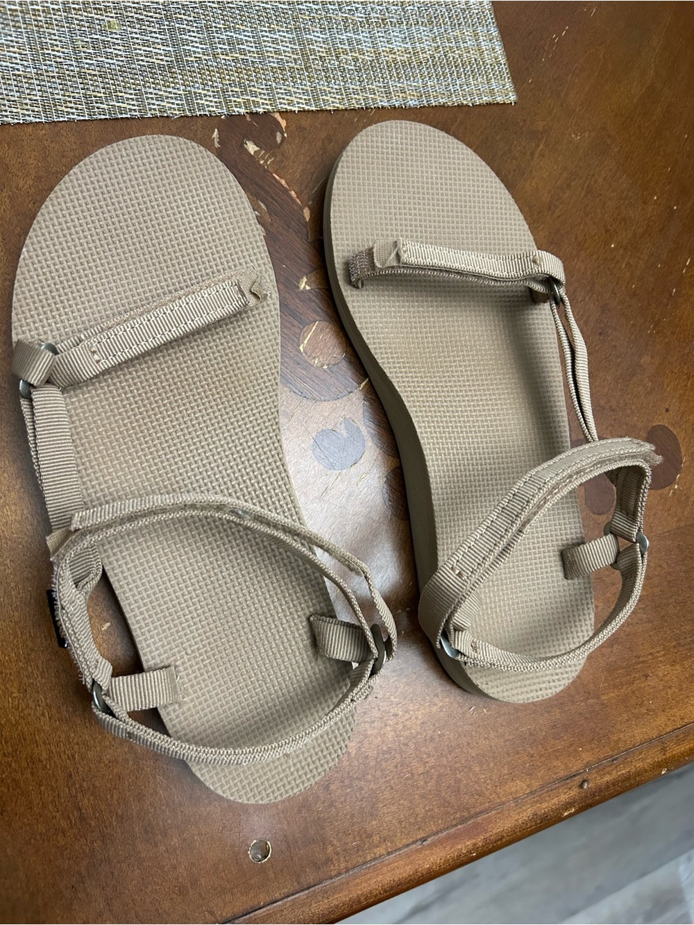 Teva Tan Webbing Outdoor Sandals - Picture 2 of 4